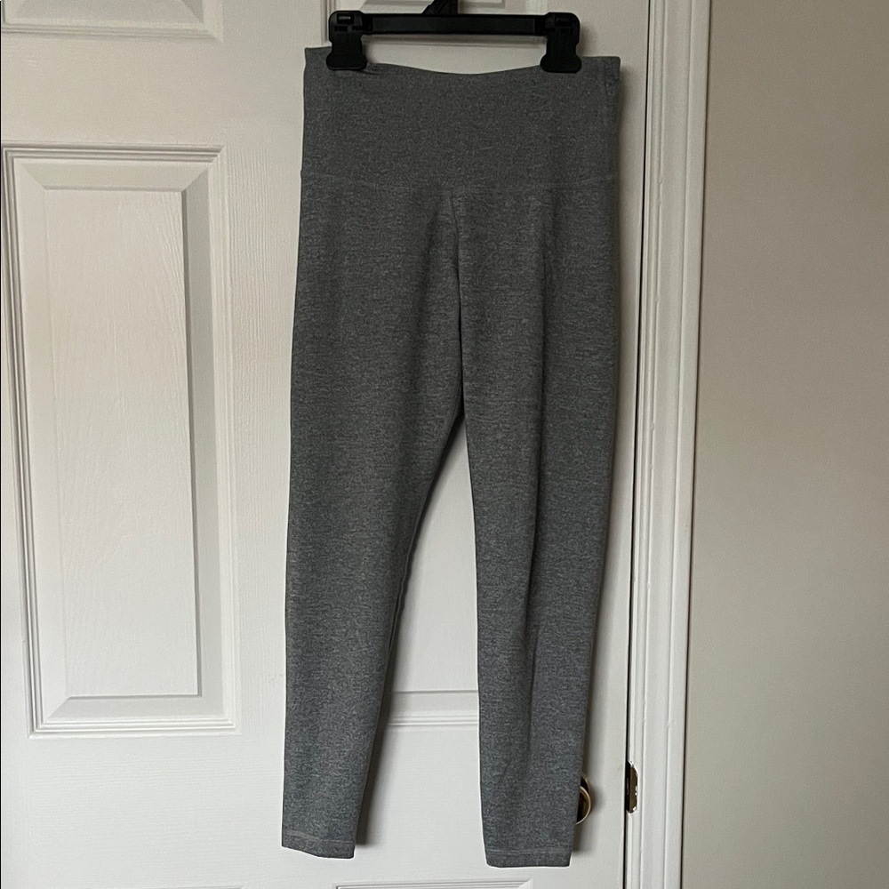 Women’s petite grey heather leggings
